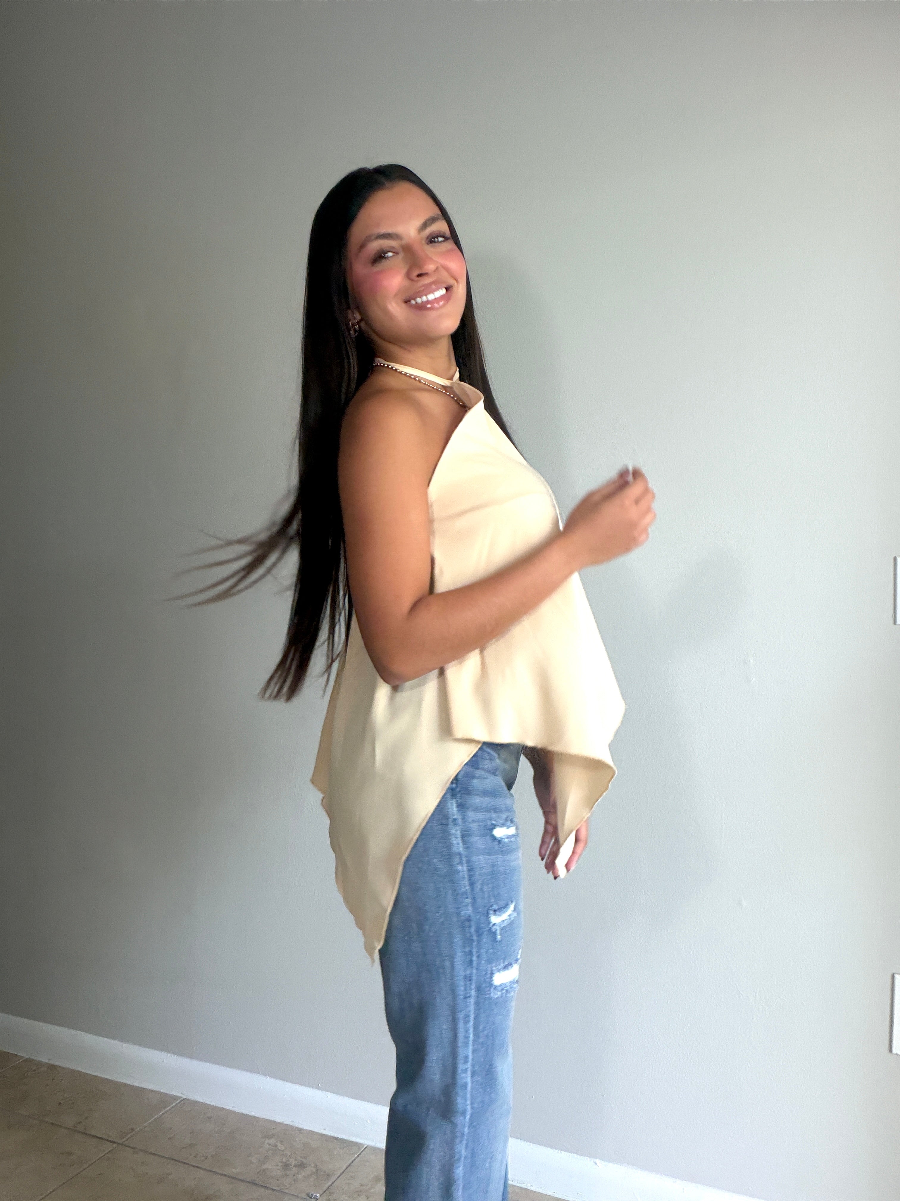 ASYMMETRICAL TOP