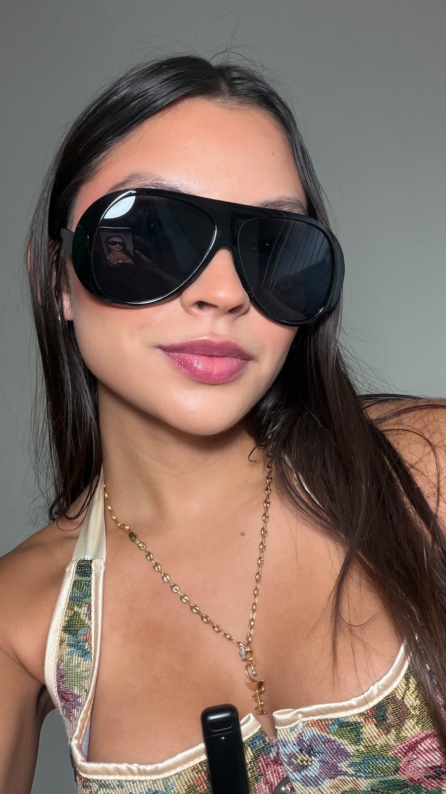 SUNGLASSES (case included)