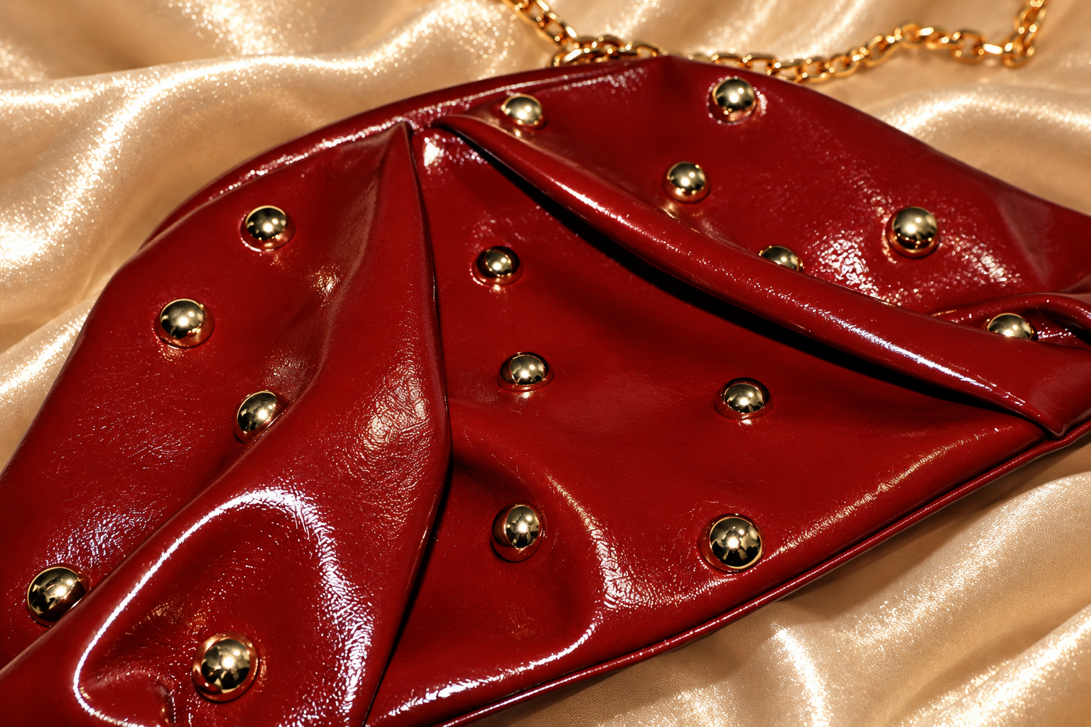 BURGUNDY BEADED BAG