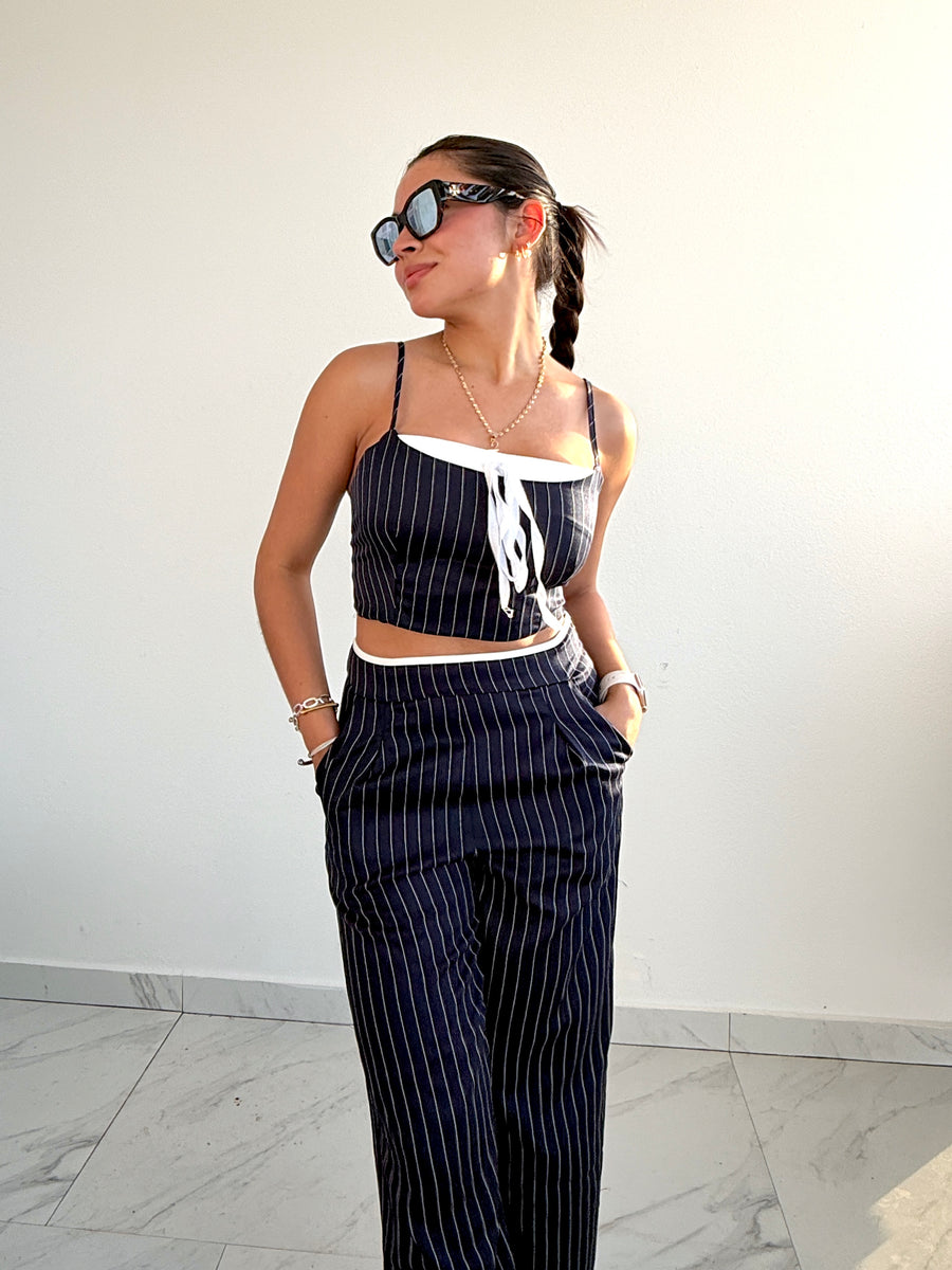 STRIPED SET
